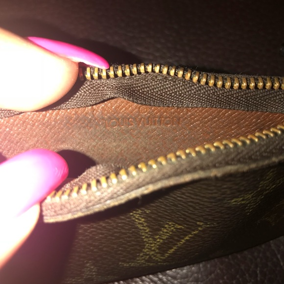 ✨SOLD✨Authentic Louis Vuitton monogram cles - Picture 5 of 8